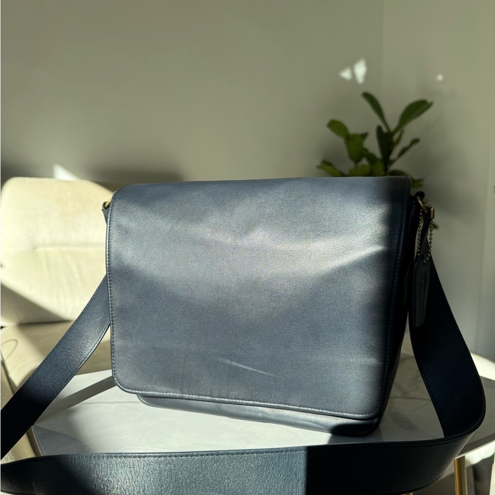Coach Vintage 1994 Museum Bag (Navy)